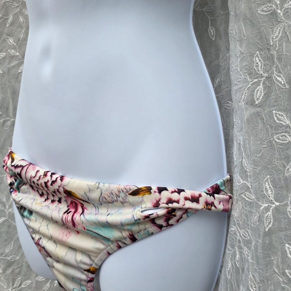 Athleta Bikini, String Pink, Cream Bikini Set, Pool, Beach Swimwear Two Piece - Picture 8 of 12